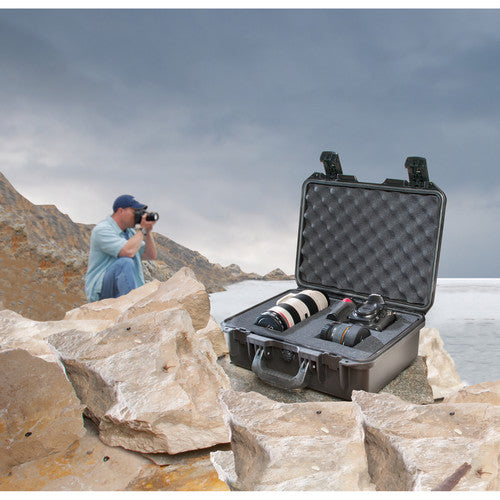 PELICAN IM2200BK Storm Case Black with Foam-Optics Force